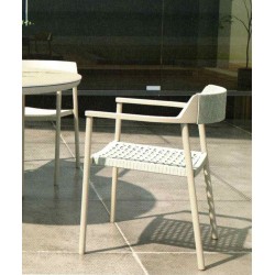 Καρέκλα Αλουμινίου σε Κρεμ Λευκό Χρώμα 