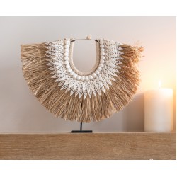 Seagrass Διακοσμητικό Κολιέ με Κοχύλια σε Σταντ