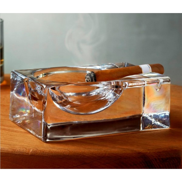 NUDE FUMO ASHTRAY  10x15x5.5CM GB1.OB4.